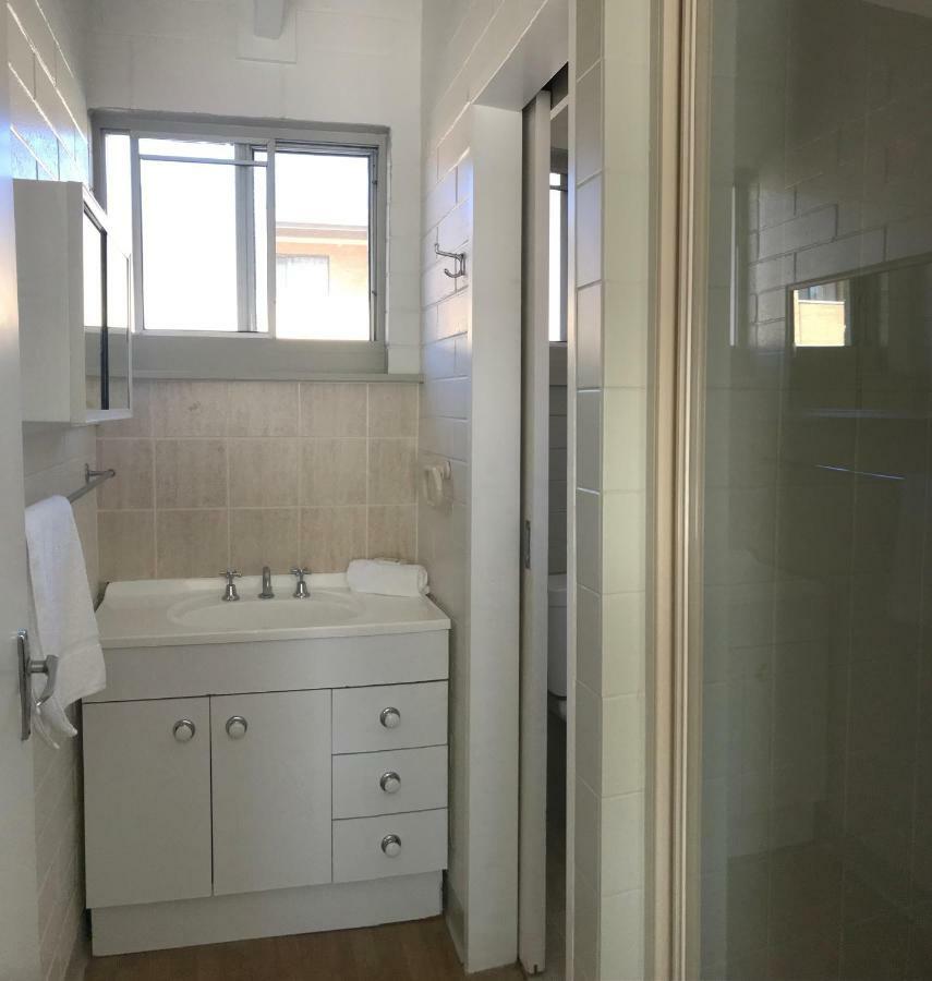 Kon Tiki Apartments 바테만스베이 외부 사진
