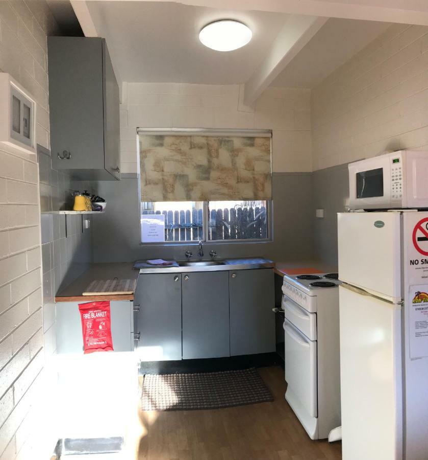 Kon Tiki Apartments 바테만스베이 외부 사진
