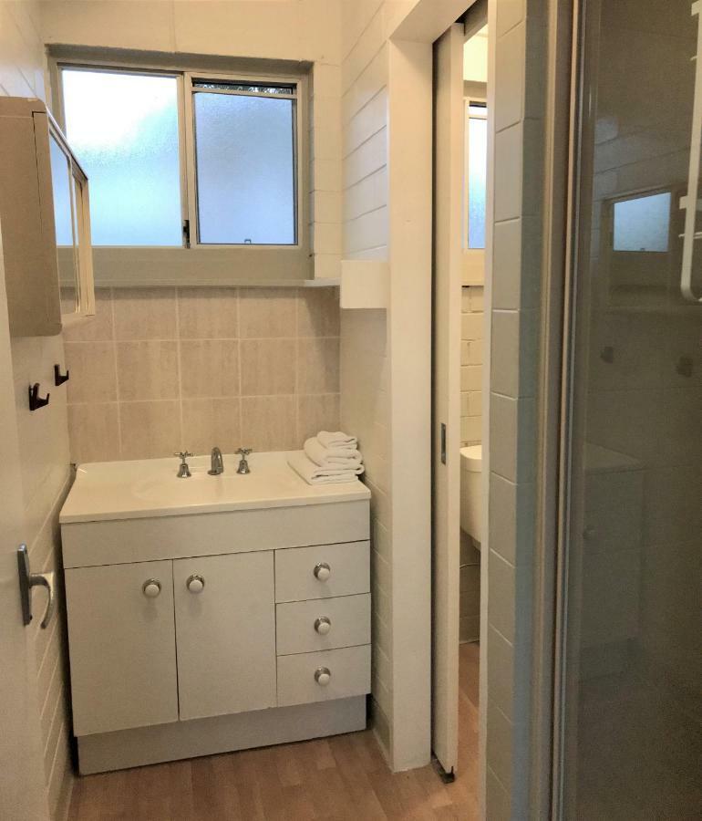 Kon Tiki Apartments 바테만스베이 외부 사진