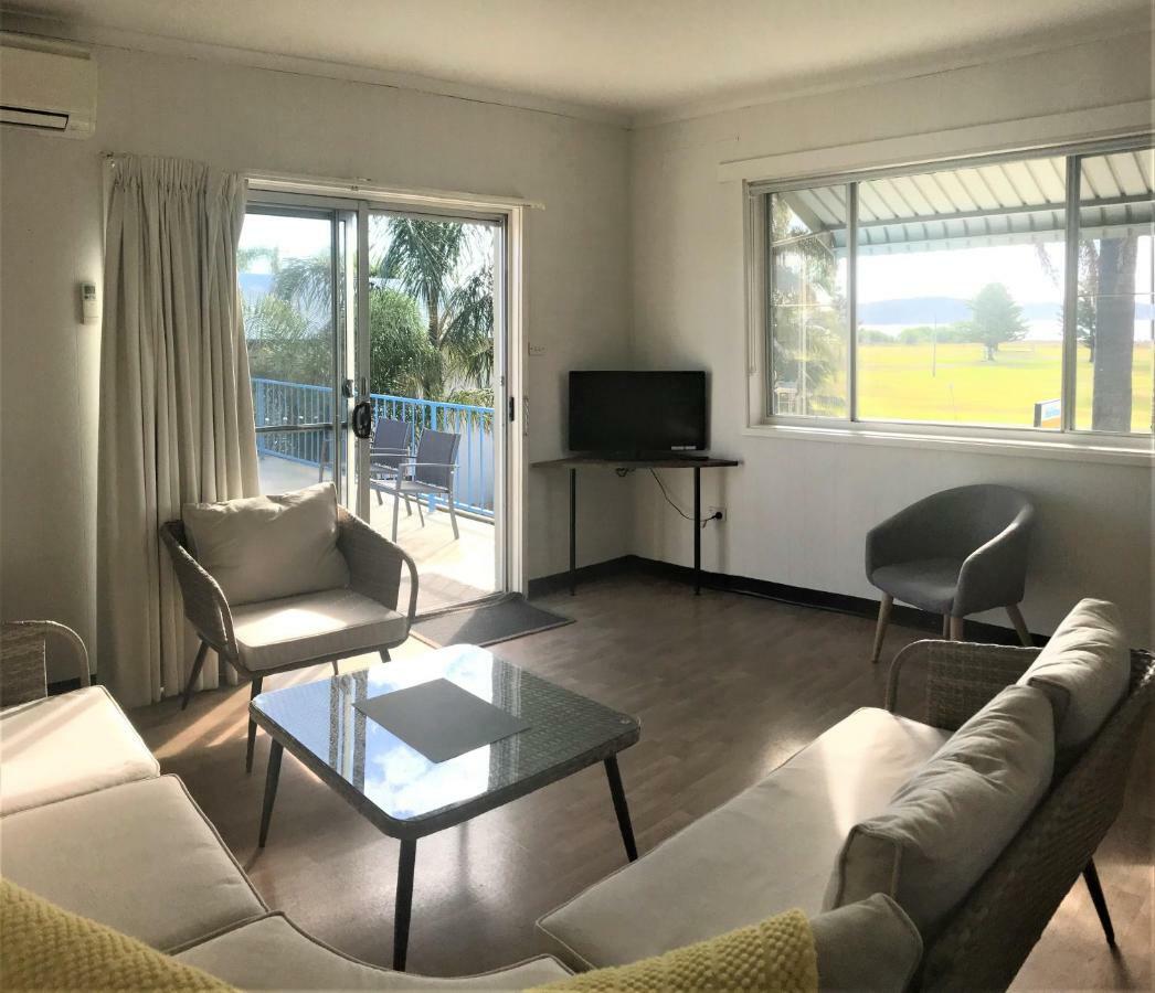 Kon Tiki Apartments 바테만스베이 외부 사진