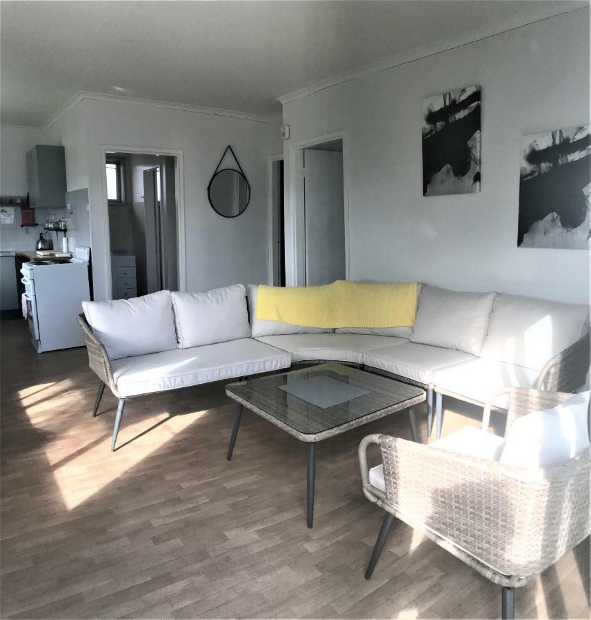 Kon Tiki Apartments 바테만스베이 외부 사진